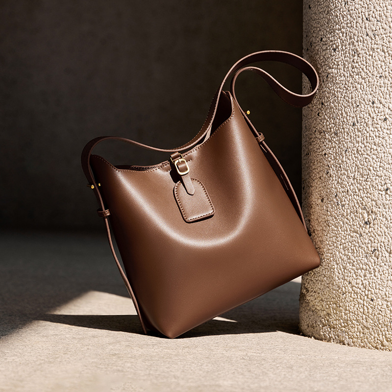 Women's Minimalist Split Leather Shoulder Bucket Bag