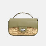 Minimalistische Damen Crossbody Tasche aus gewebtem Stroh und Leder mit silberner Hardware