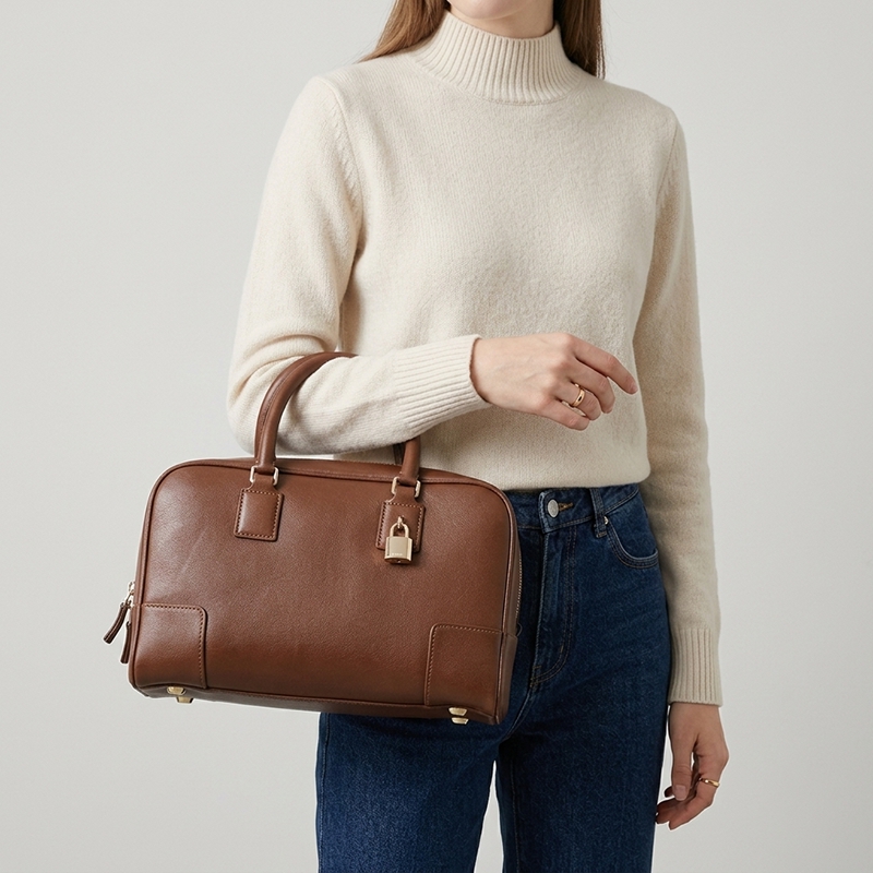 Women's Vintage Full-Grain Leather Bowling Crossbody Shoulder Handbag with Gold-Lock