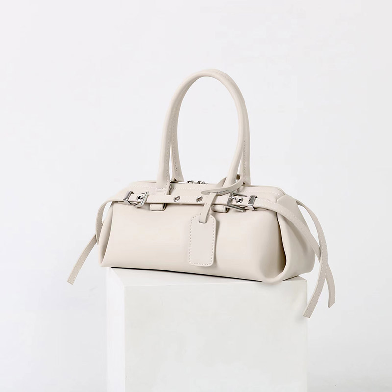 Women's Vintage Split Leather Baguette Handbag In Silver Hardware