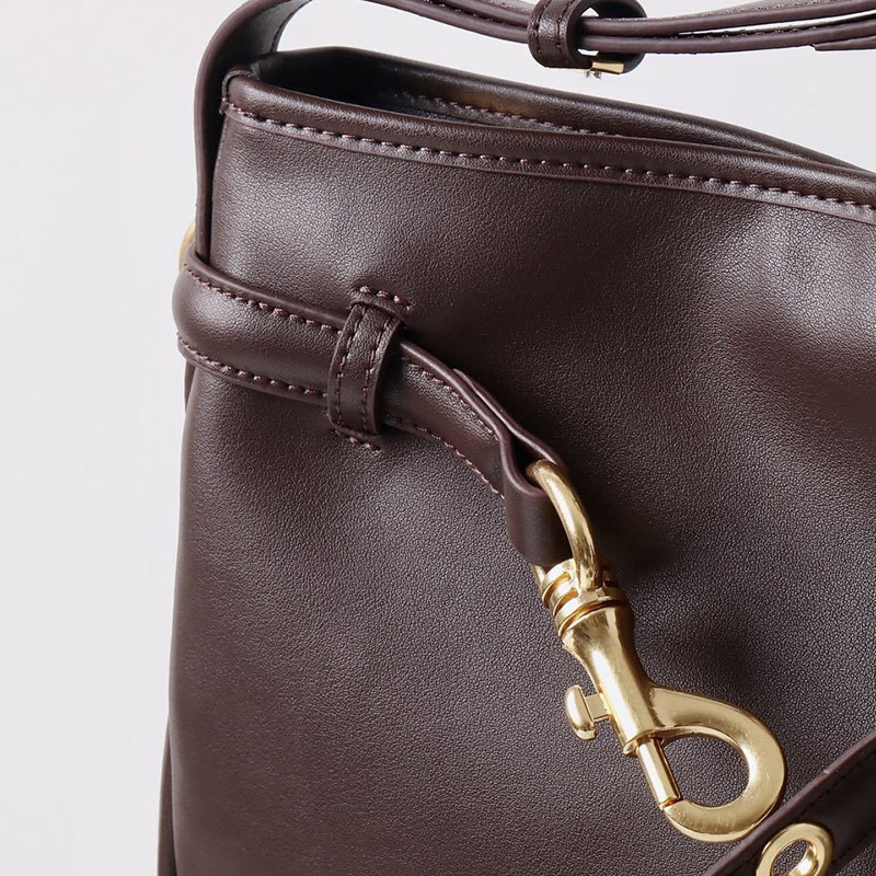 Sac à bandoulière en cuir fendu vintage pour femmes, avec quincaillerie dorée