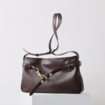 Sac à bandoulière en cuir fendu vintage pour femmes, avec quincaillerie dorée
