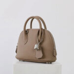 Women's Vintage Top-Grain Leather Lychee Texture Shell-Shaped Handbag