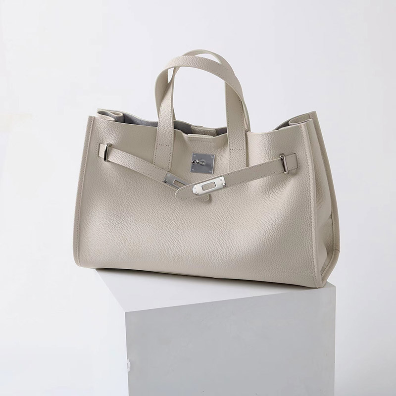 Women's Vintage Top Grain Leather Shoulder Tote Bag In Silver Hardware