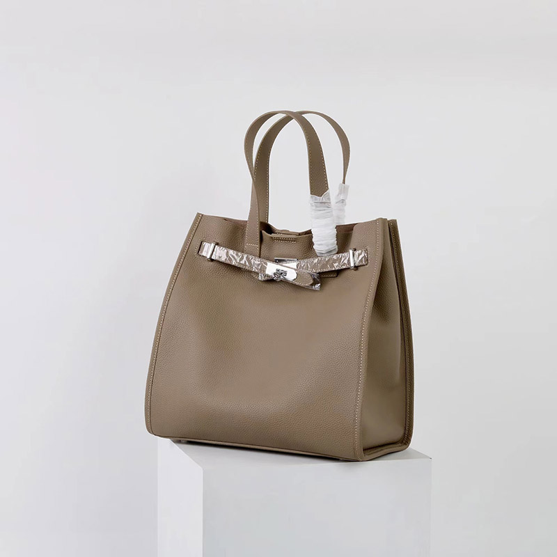 Women's Vintage Top Grain Leather Tote Bags In Silver Hardware