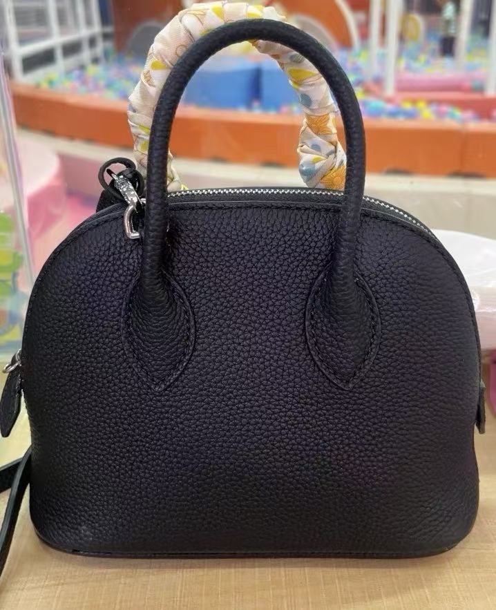 Women's Vintage Top-Grain Leather Lychee Texture Shell-Shaped Handbag photo review