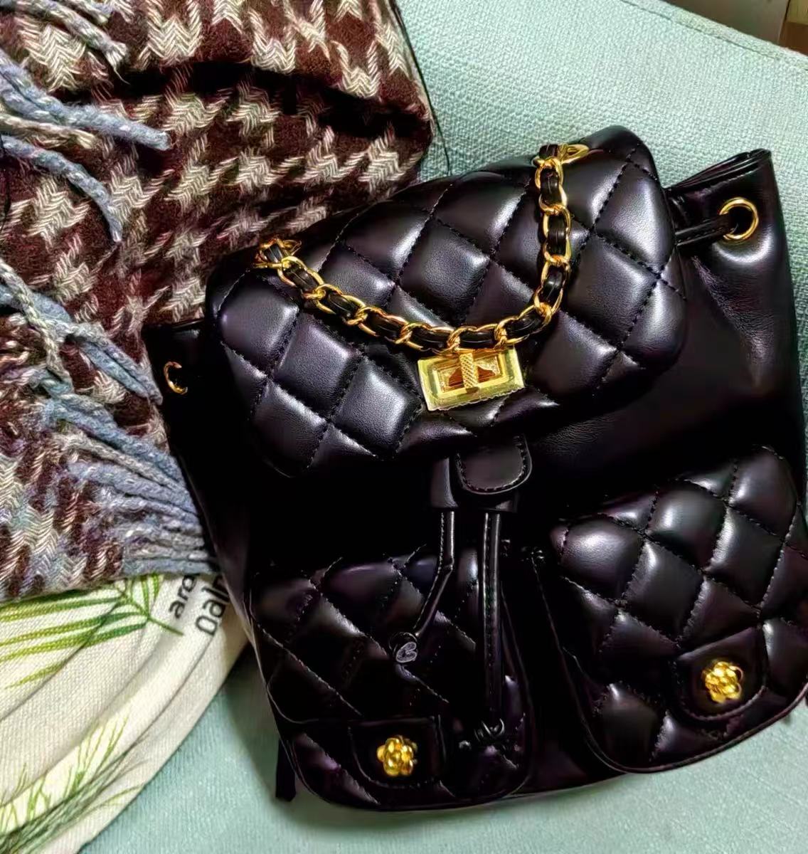 Women's Vegan Leather Backpack with Diamond Pattern photo review