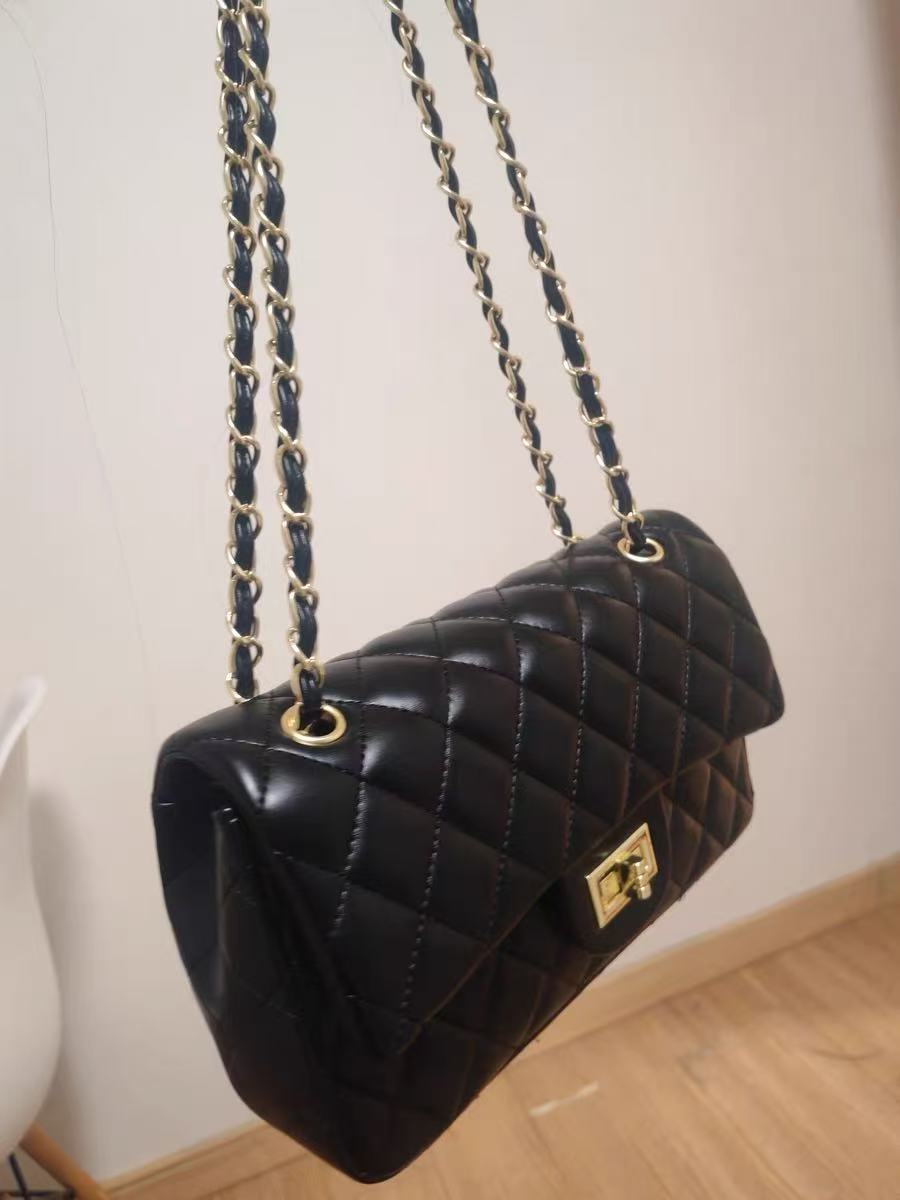 Women's Classic Quilted Convertible Chains Crossbody Bags photo review