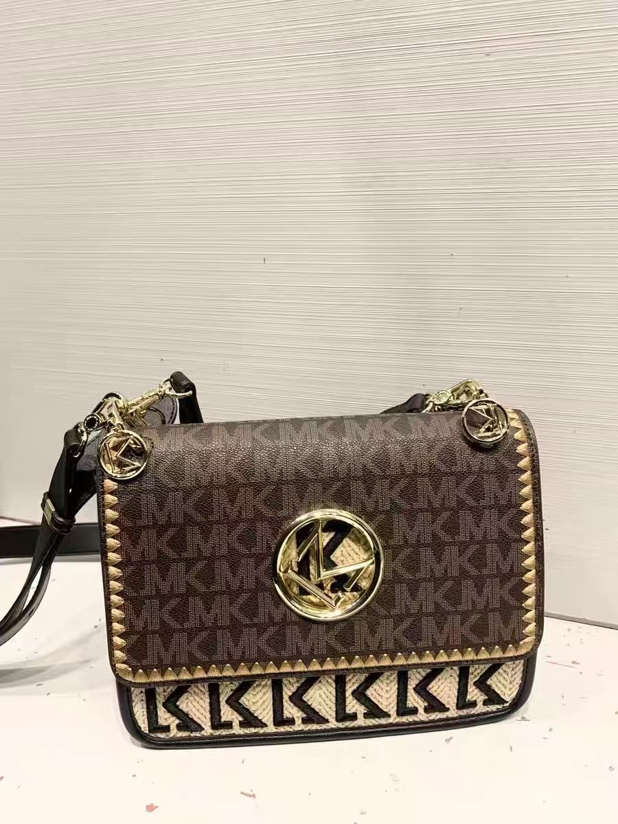Women's Letter Print Echtes Leder Messenger Umhängetaschen photo review