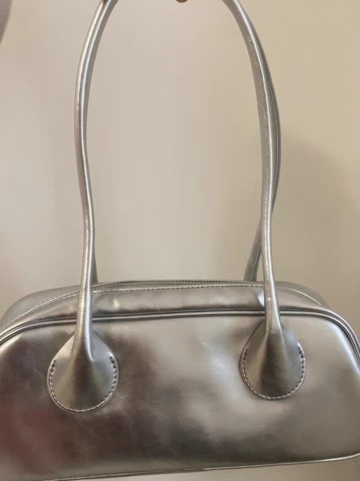 Sac baguette à bandoulière en cuir véritable pour femmes en version vintage photo review