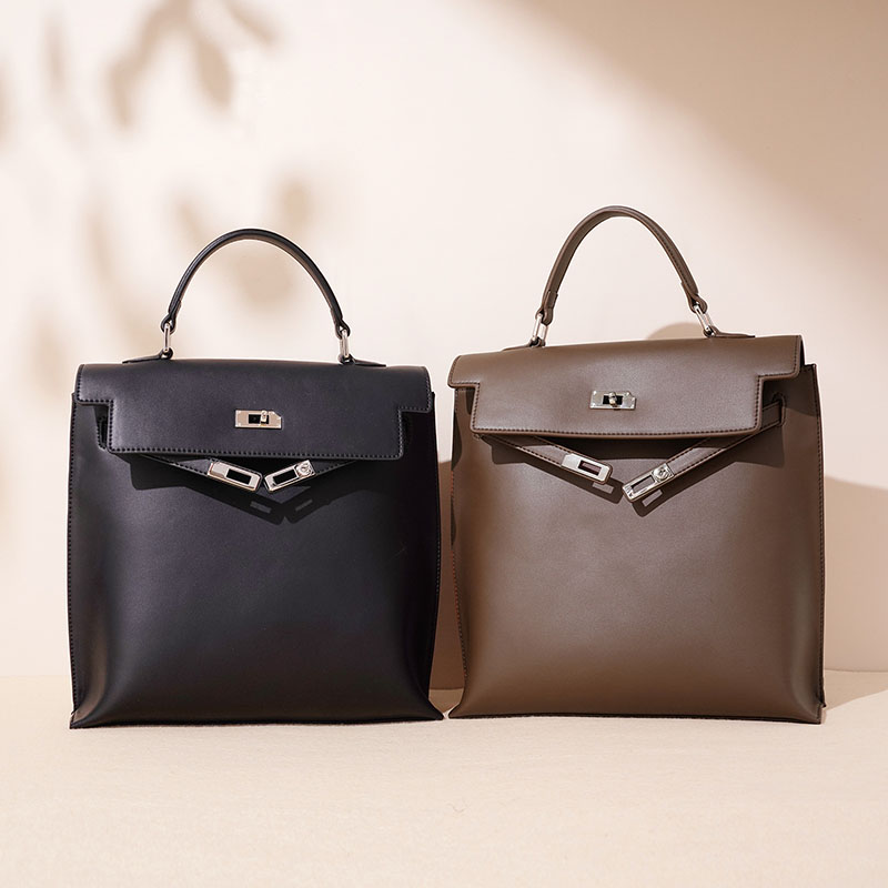 Wandelbare Damen-Rucksacktasche mit strukturiertem Ledergriff (27 × 27 × 10 cm)