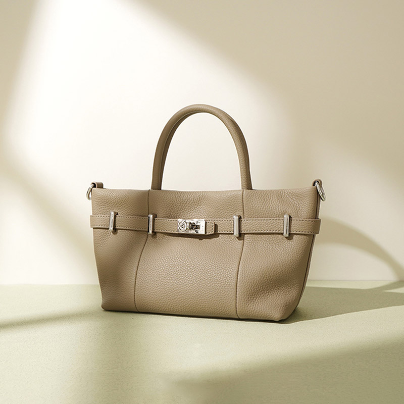 Women's Minimalist Lychee Top-Grain Leather Tote Crossbody Handbag In Silver Hardware