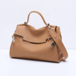 Sac à bandoulière minimaliste en cuir de grain supérieur pour femmes