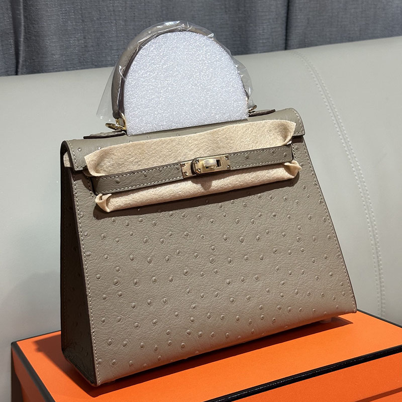Women's Vintage Ostrich Embossed Full-Grain Leather Handbag In Gold Hardware