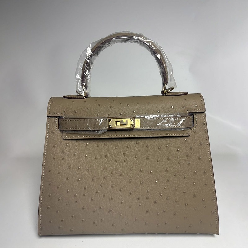 Women's Vintage Ostrich Embossed Full-Grain Leather Handbag In Gold Hardware