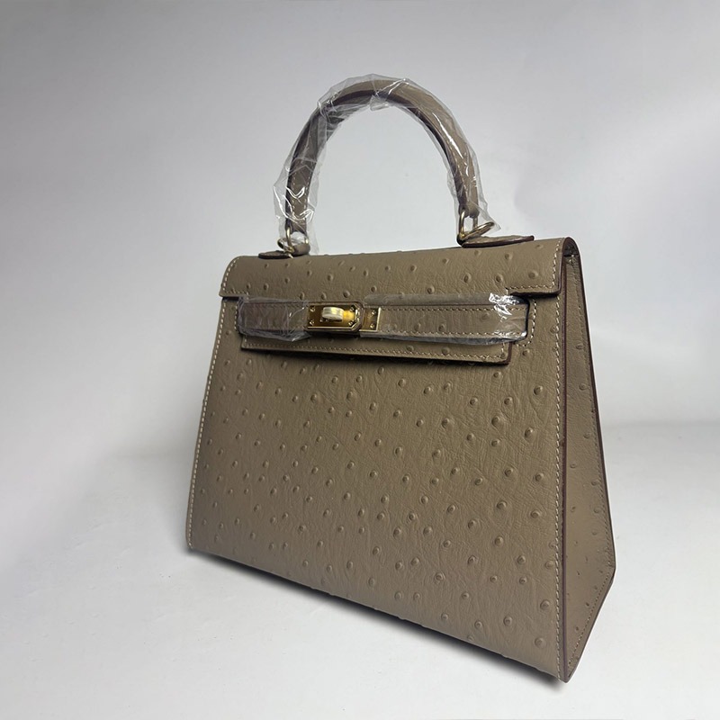 Women's Vintage Ostrich Embossed Full-Grain Leather Handbag In Gold Hardware
