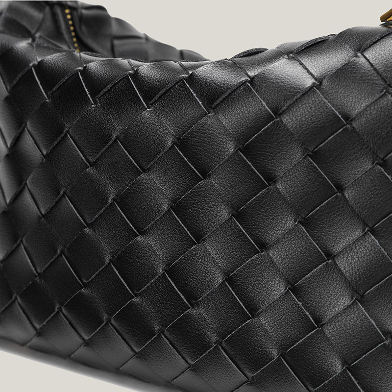 Women's Vintage Top-Grain Leather Woven Shoulder Handbag