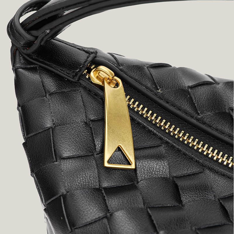 Women's Vintage Top-Grain Leather Woven Shoulder Handbag