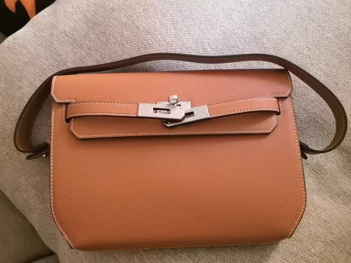 Damen Echtleder Schloss Crossbody Umhängetasche In Minimalistisch photo review