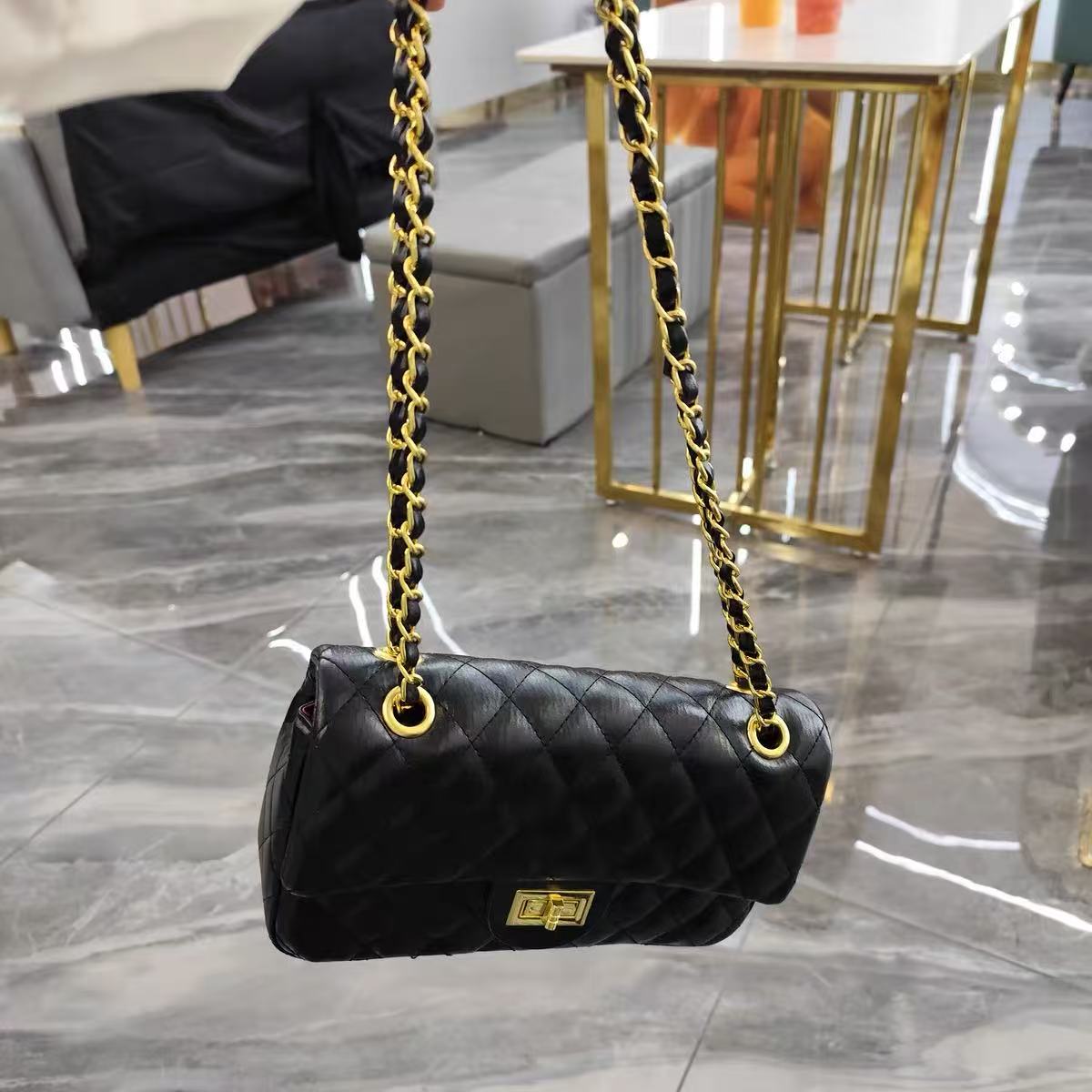 Women's Classic Quilted Convertible Chains Crossbody Bags photo review