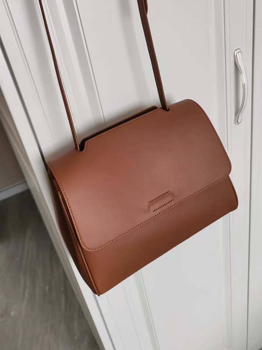 Damen Vintage Echtes Leder Crossbody Umhängetasche photo review