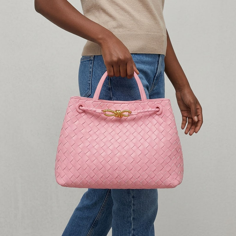 Women's Minimalist Woven Split Leather Shoulder Tote Handbag In Gold Hardware