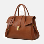 Sac à main à bandoulière en cuir vintage de grain supérieur avec quincaillerie en or pour femmes