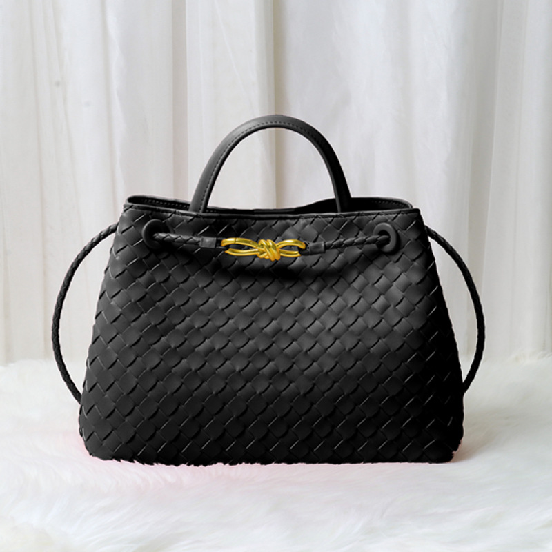 Women's Minimalist Woven Split Leather Shoulder Tote Handbag In Gold Hardware