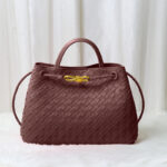 Women's Minimalist Woven Split Leather Shoulder Tote Handbag In Gold Hardware