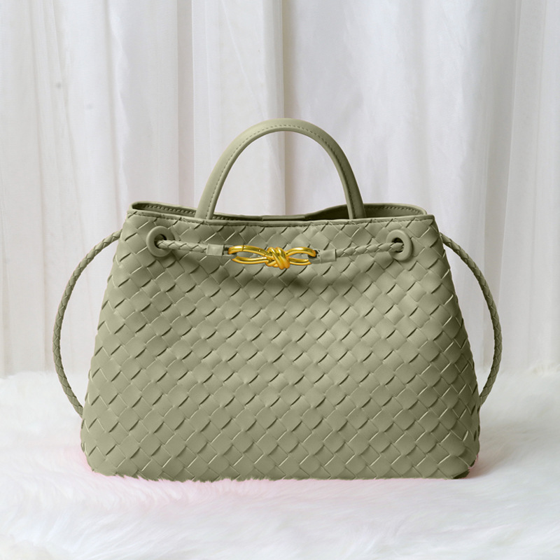 Women's Minimalist Woven Split Leather Shoulder Tote Handbag In Gold Hardware