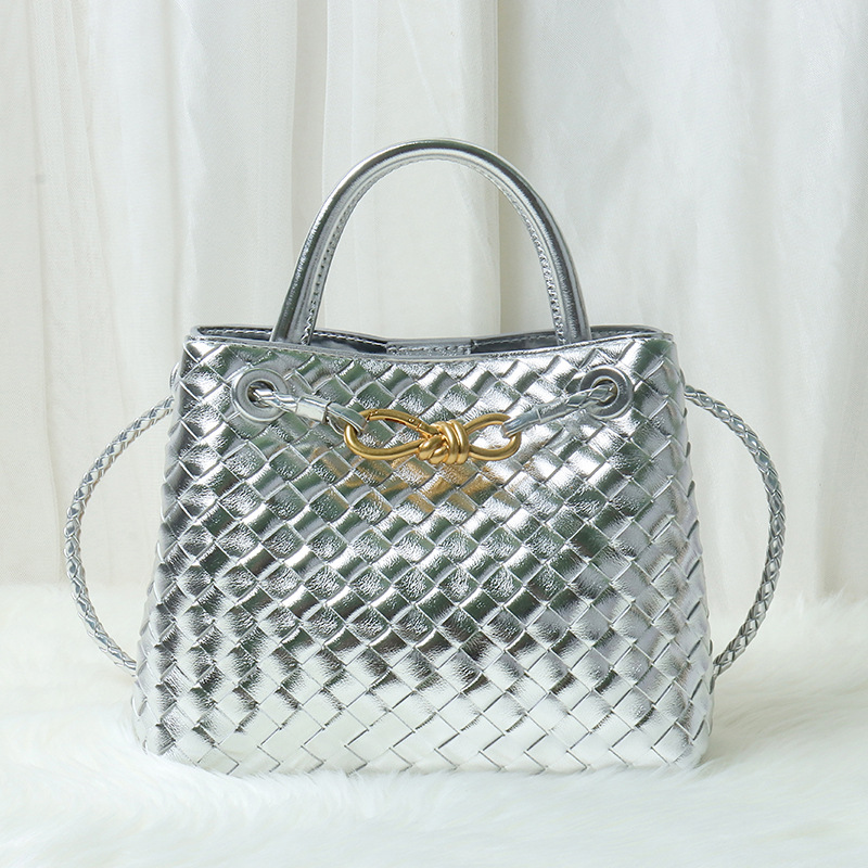 Women's Minimalist Woven Split Leather Shoulder Tote Handbag In Gold Hardware