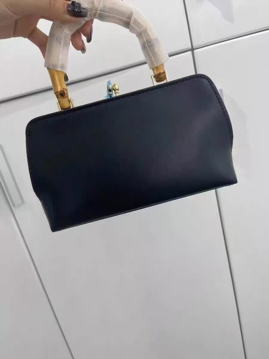 Bamboo Crossbody Top Handle Tasche aus echtem Leder für Damen photo review