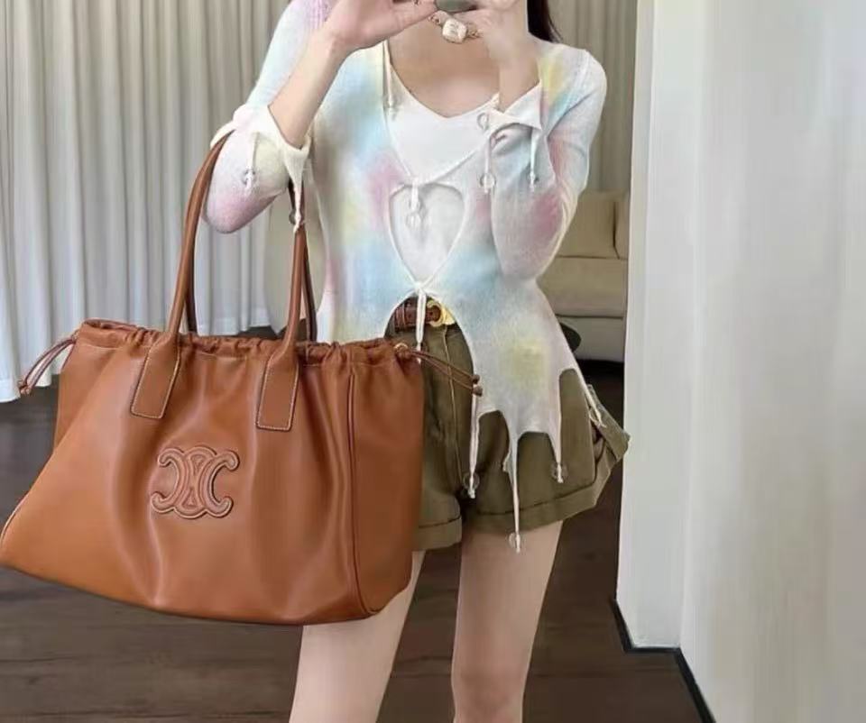 Women's Vintage Leather Pleated Drawstring Shoulder Tote Bag photo review