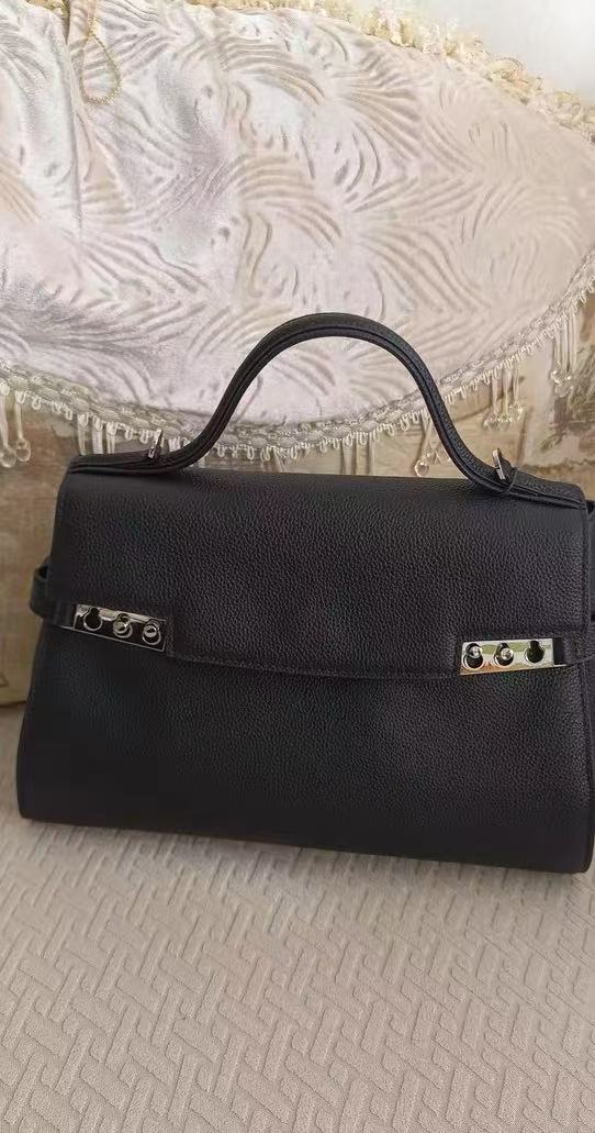 Sac à bandoulière minimaliste en cuir de grain supérieur pour femmes photo review