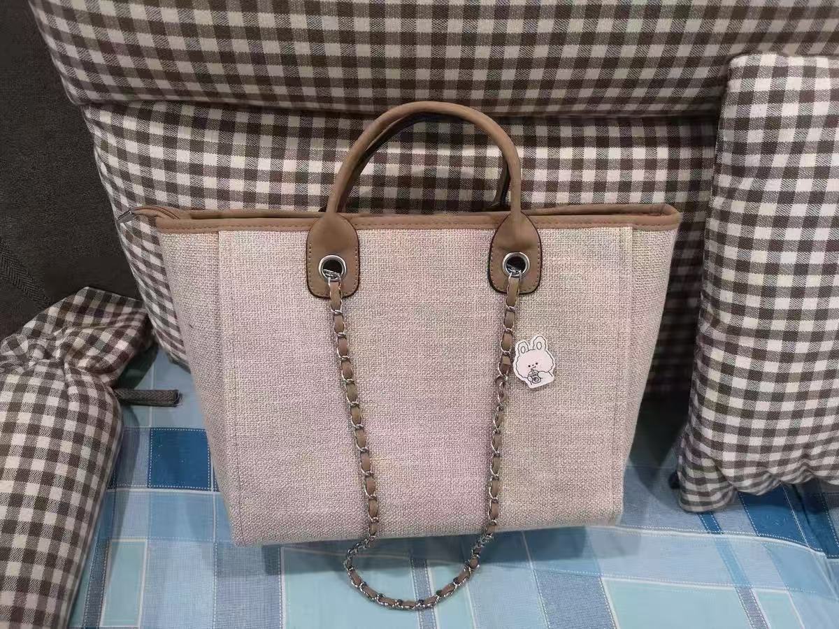 Women's Large Canvas Beach Shoulder Chain Tote Bags photo review