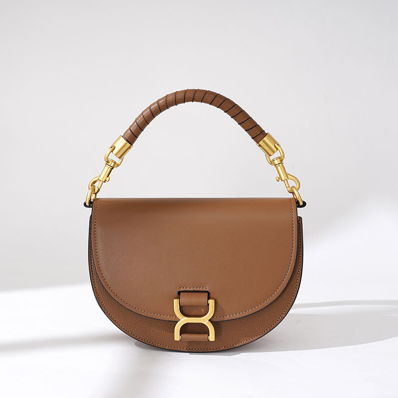Damen Echtes Leder Kettenriemen Sattel Handtasche In Gold Hardware