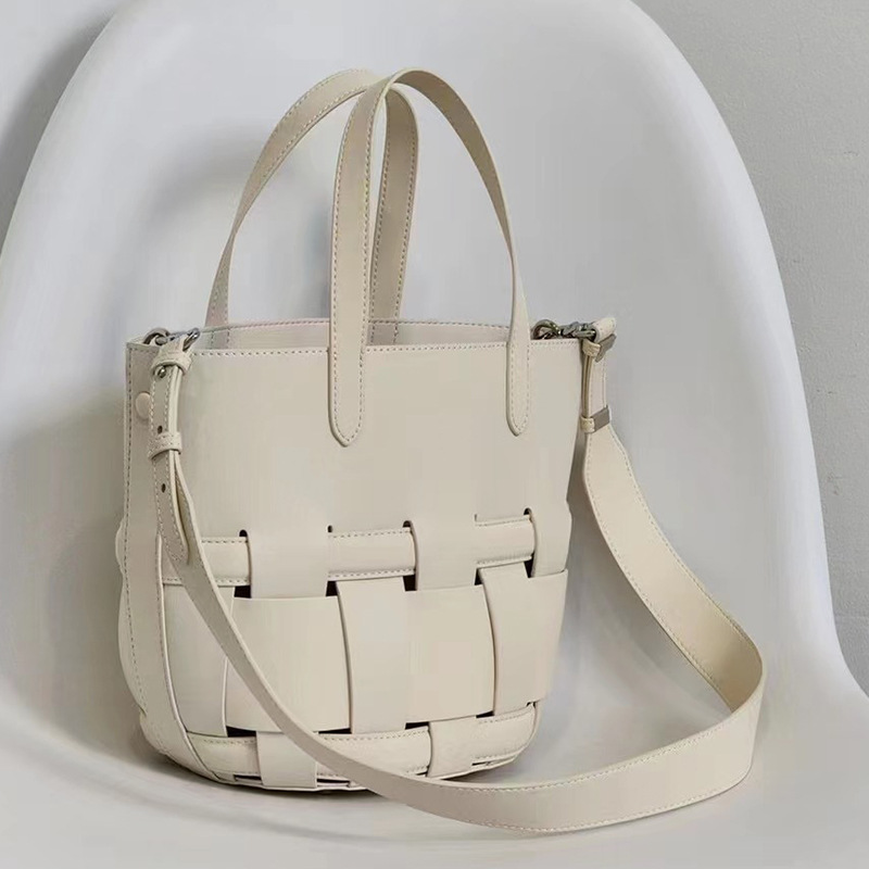 Minimalistische Damen Crossbody gewebte Tote Tasche aus echtem Leder