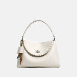 Minimalistische Damen Handtasche aus Leder mit geflochtenen Details und silberner Hardware
