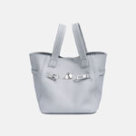 Damen Bucket Bag aus feinstem Leder mit silberner Hardware