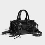 Damen Vintage beschlagene kissenförmige Crossbody Handtasche