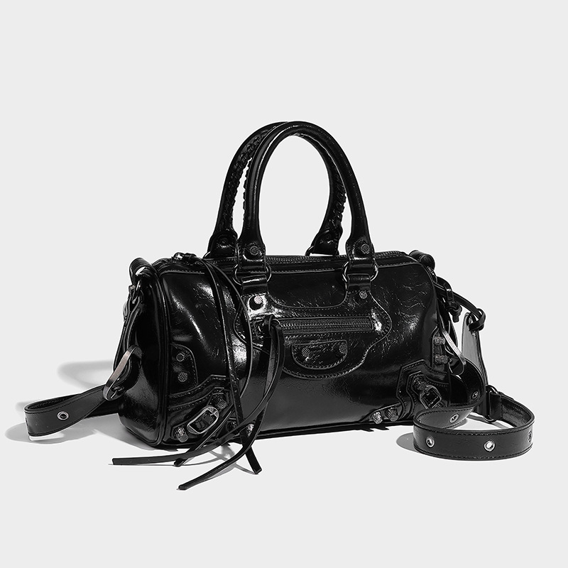 Sac à main vintage clouté en forme d'oreiller pour femmes