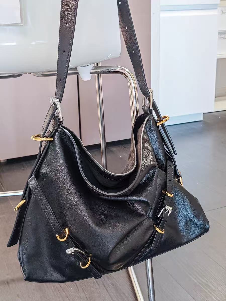 Women's Black Genuine Leather Minimalist Crossbody Shoulder Hobo Bags photo review