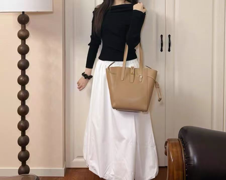 Grand sac fourre-tout vintage en cuir véritable à fermoir pour femmes photo review