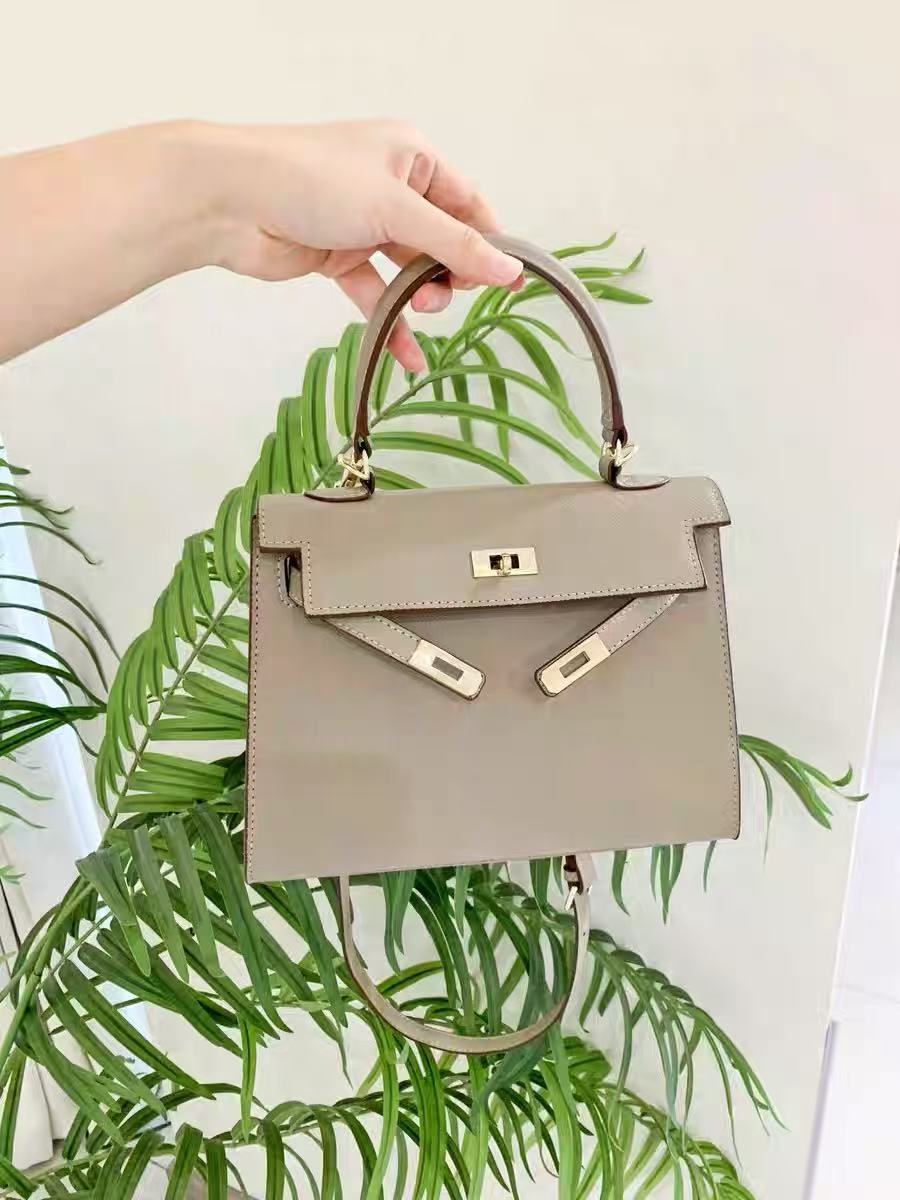 Women's Minimalist Epsom Genuine Leather Top Handle Bag In Gold Hardware photo review