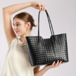 Sac fourre-tout en cuir véritable tissé pour femmes