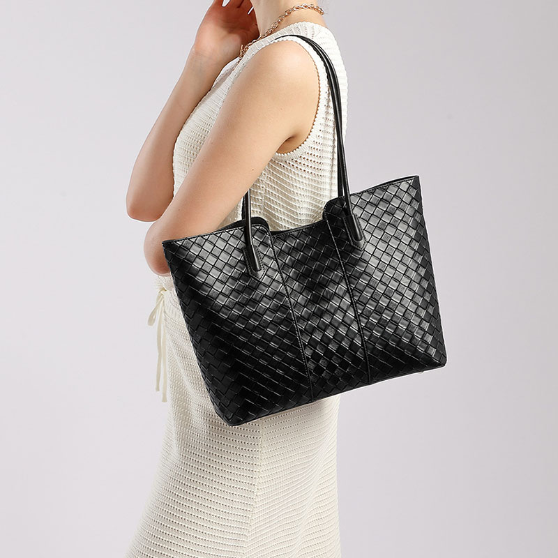Sac fourre-tout en cuir véritable tissé pour femmes