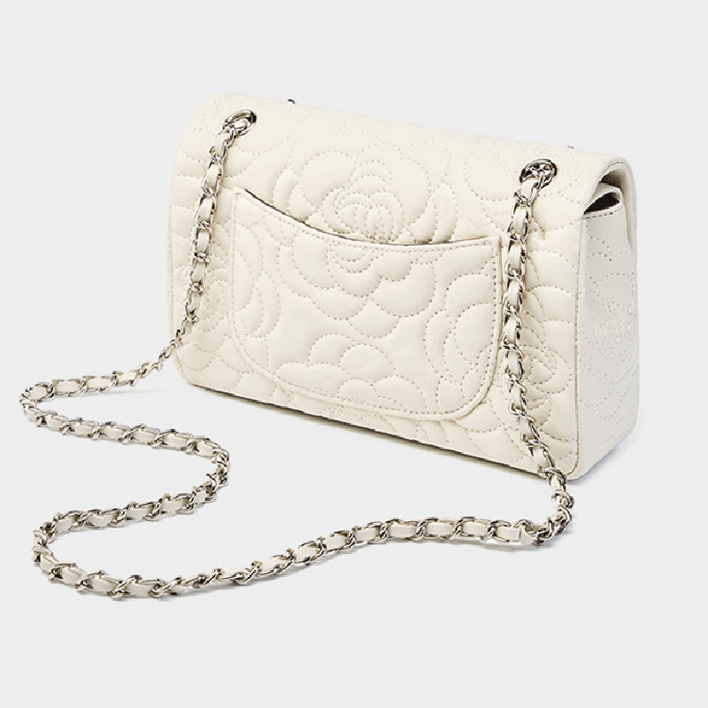 Damen Lammfell Kamelie Gesteppte Kette Crossbody Umhängetasche In Silber Hardware