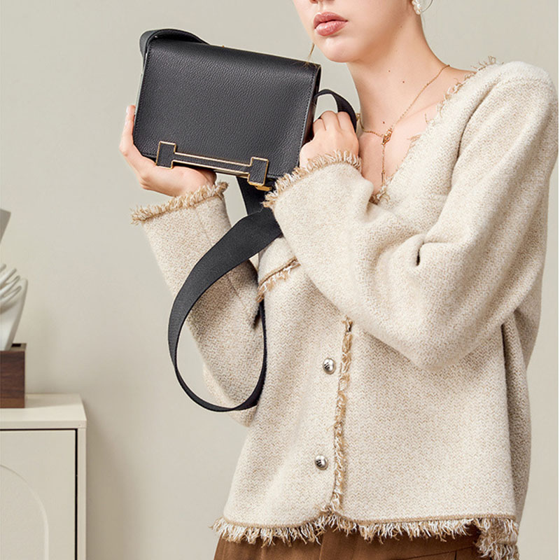 Women's Minimalist Goat Textured Full Grain Leather Shoulder Bag In H-Shaped Clasp