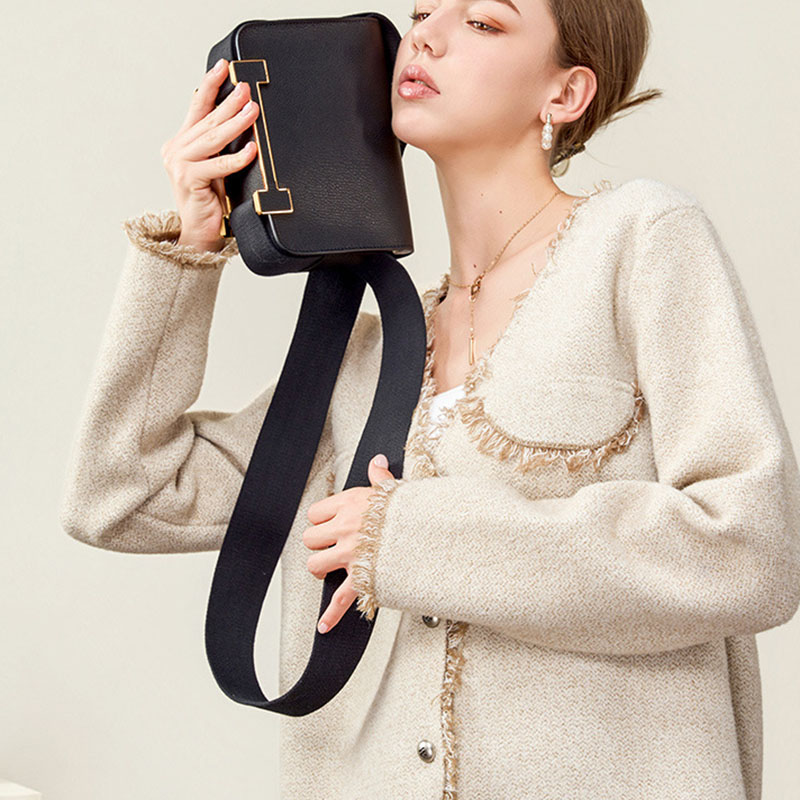 Women's Minimalist Goat Textured Full Grain Leather Shoulder Bag In H-Shaped Clasp