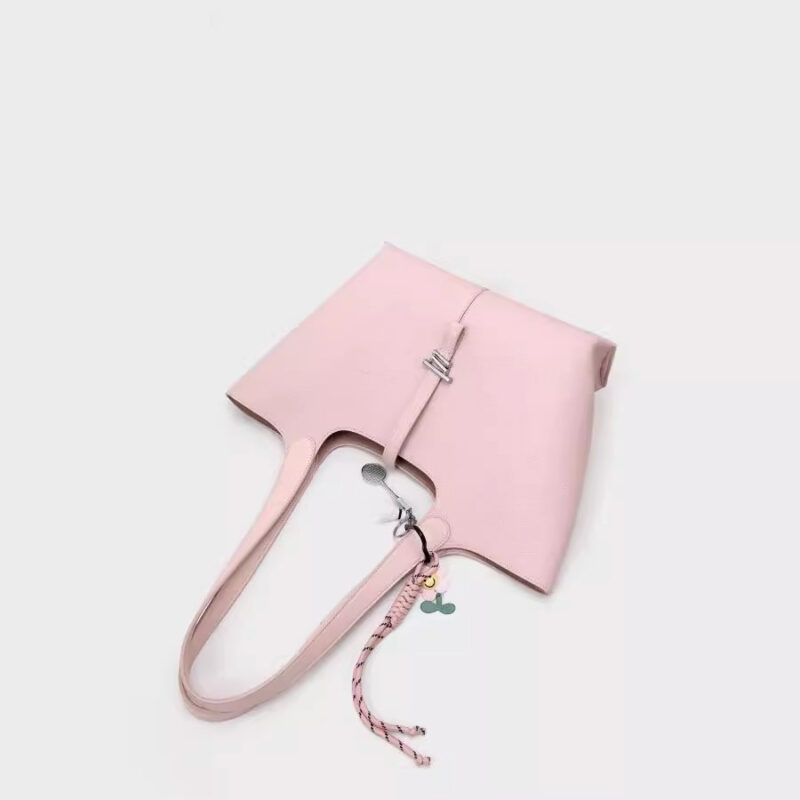Women's Minimalist Leather Shoulder Tote Bag In Silver Hardware